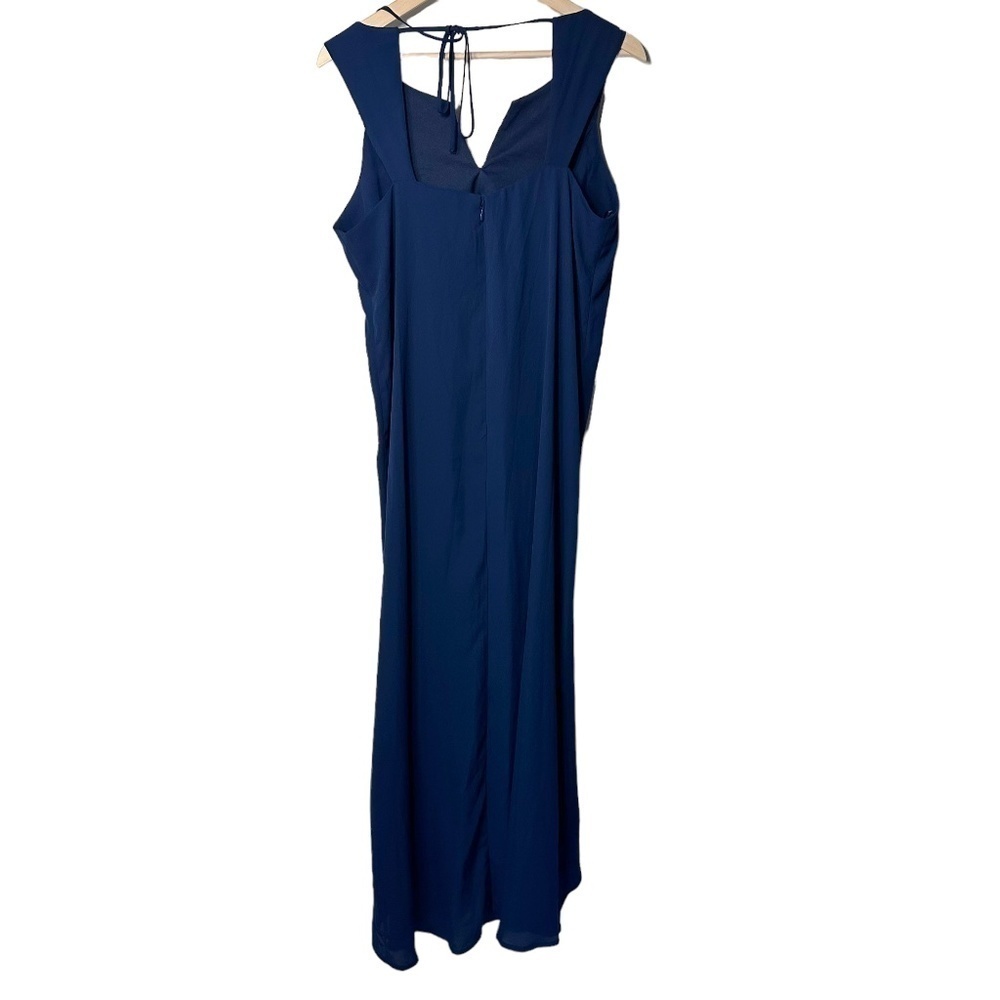 Fifth & Park High Low Dress With an Embroidered/Beaded Neckline Size 12 - Picture 2 of 12